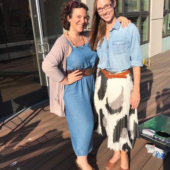 Meet your Posher, Allix - Picture 3 of 6